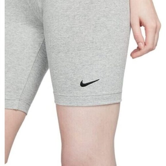 NikeTight Fit Legasee Bike Shorts Grey DB3905-063 Women Size M SMALL NWT - Picture 3 of 5